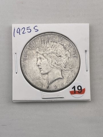 1925 S Peace Silver Dollar Coin (1 of 2)