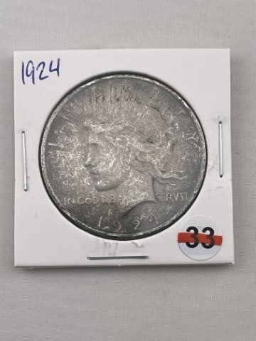 1924 Peace Silver Dollar Coin (1 of 2)