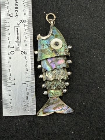 Sterling Silver & Abalone Fish Pendant: KEY WORDS: INDIAN ARTIFACT ARTIFACTS ARROWHEAD ARROWHEADS NATIVE AMERICAN MISSISSIPPIAN QUAPAW CADDO POTTERY COINS MORGAN DOLLAR PEACE DOLLAR SILVER COINS. All coins have been Sigma tested for authent