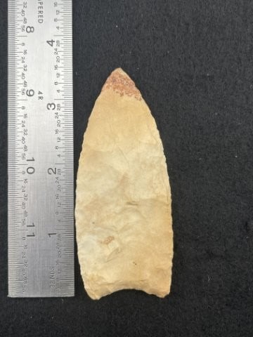 Clovis Indian Artifact Arrowhead: KEY WORDS: INDIAN ARTIFACT ARTIFACTS ARROWHEAD ARROWHEADS NATIVE AMERICAN MISSISSIPPIAN QUAPAW CADDO POTTERY COINS MORGAN DOLLAR PEACE DOLLAR SILVER COINS. All coins have been Sigma tested for authent