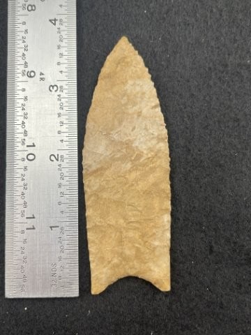 Clovis super fine well made Indian Artifact Arrowhead (1 of 3)
