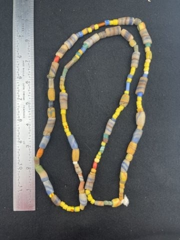 Trade Beads: KEY WORDS: INDIAN ARTIFACT ARTIFACTS ARROWHEAD ARROWHEADS NATIVE AMERICAN MISSISSIPPIAN QUAPAW CADDO POTTERY COINS MORGAN DOLLAR PEACE DOLLAR SILVER COINS. All coins have been Sigma tested for authent