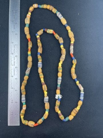 Trade Beads: KEY WORDS: INDIAN ARTIFACT ARTIFACTS ARROWHEAD ARROWHEADS NATIVE AMERICAN MISSISSIPPIAN QUAPAW CADDO POTTERY COINS MORGAN DOLLAR PEACE DOLLAR SILVER COINS. All coins have been Sigma tested for authent