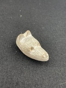 Bear Effigy Indian Artifact Arrowhead