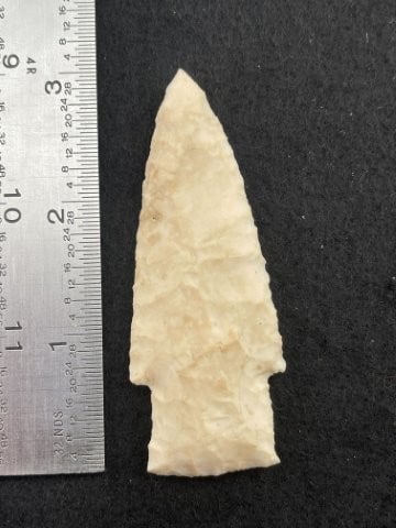 Scottsbluff Indian Artifact Arrowhead: KEY WORDS: INDIAN ARTIFACT ARTIFACTS ARROWHEAD ARROWHEADS NATIVE AMERICAN MISSISSIPPIAN QUAPAW CADDO POTTERY COINS MORGAN DOLLAR PEACE DOLLAR SILVER COINS. All coins have been Sigma tested for authent