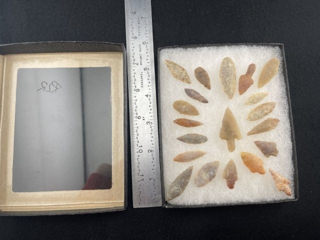 Group of Arrow Points Riker Frame IS included: KEY WORDS: INDIAN ARTIFACT ARTIFACTS ARROWHEAD ARROWHEADS NATIVE AMERICAN MISSISSIPPIAN QUAPAW CADDO POTTERY COINS MORGAN DOLLAR PEACE DOLLAR SILVER COINS. All coins have been Sigma tested for authent