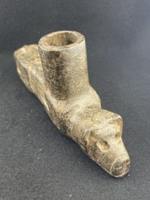 Bear Effigy Stone Pipe Indian Artifact Arrowhead