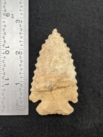 Pine Tree Indian Artifact Arrowhead (1 of 3)