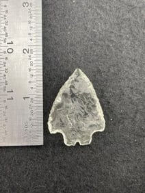 Glass Arrow Point Indian Artifact Arrowhead