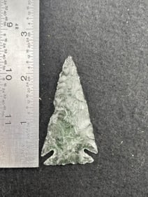 Glass Arrow Point Indian Artifact Arrowhead
