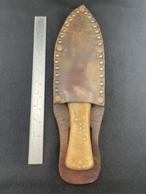 Dag Knife with Leather Sheath Indian Artifact Arrowhead