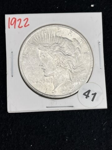 1922 Peace Silver Dollar Coin (1 of 2)