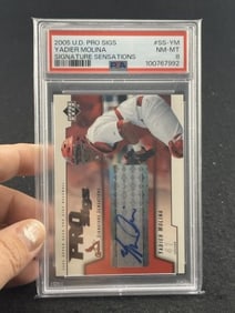 Yadier Molina Hand Signed Authentic Autograph Baseball Card
