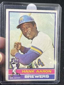 1976 Topps Hank Aaron Baseball Card