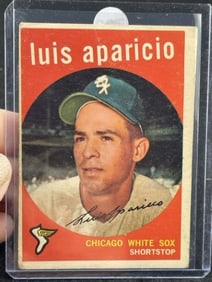 1959 Topps Luis Aparicio Baseball Card