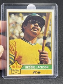 1976 Topps Reggie Jackson Baseball Card