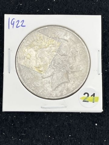 1922 Peace Silver Dollar Coin (1 of 2)