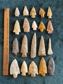 Group of Exceptionally Nice Arrowheads from Arkansas Collection Indian Artifact Arrowhead
