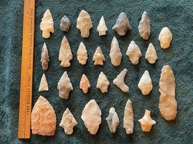 Group of Exceptionally Nice Arrowheads from Arkansas Collection Indian Artifact Arrowhead