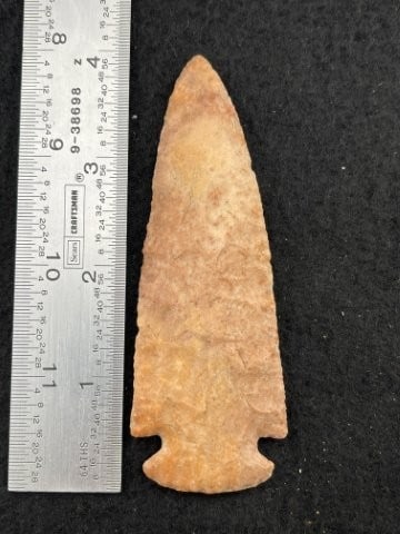 Dovetail Indian Artifact Arrowhead (1 of 4)