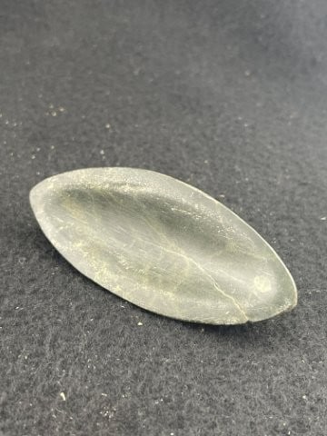 Boatstone Indian Artifact Arrowhead: KEY WORDS: INDIAN ARTIFACT ARTIFACTS ARROWHEAD ARROWHEADS NATIVE AMERICAN MISSISSIPPIAN QUAPAW CADDO POTTERY COINS MORGAN DOLLAR PEACE DOLLAR SILVER COINS. All coins have been Sigma tested for authent