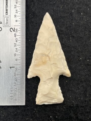 Hardin Indian Artifact Arrowhead: KEY WORDS: INDIAN ARTIFACT ARTIFACTS ARROWHEAD ARROWHEADS NATIVE AMERICAN MISSISSIPPIAN QUAPAW CADDO POTTERY COINS MORGAN DOLLAR PEACE DOLLAR SILVER COINS. All coins have been Sigma tested for authent