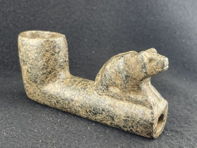 Bear Effigy Stone Pipe Indian Artifact Arrowhead (1 of 10)