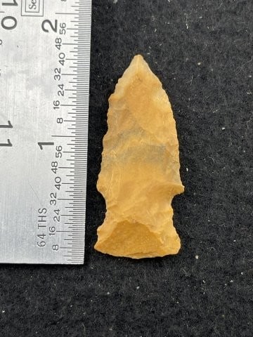 Arrow Point Indian Artifact Arrowhead (1 of 4)