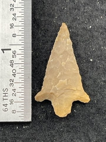 Arrow Point Indian Artifact Arrowhead (1 of 4)