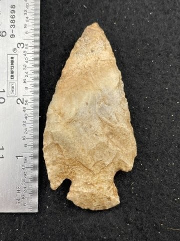 Dovetail Indian Artifact Arrowhead (1 of 4)