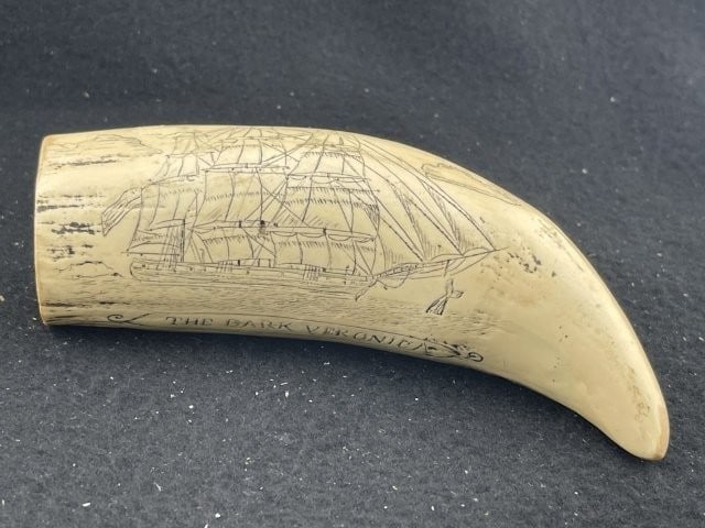 Scrimshaw Art in resin Indian Artifact Arrowhead: KEY WORDS: INDIAN ARTIFACT ARTIFACTS ARROWHEAD ARROWHEADS NATIVE AMERICAN MISSISSIPPIAN QUAPAW CADDO POTTERY COINS MORGAN DOLLAR PEACE DOLLAR SILVER COINS. All coins have been Sigma tested for authent