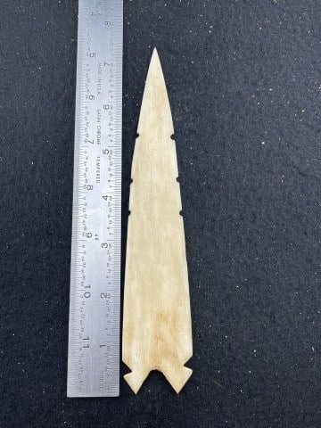 Bone Spear Point Indian Artifact Arrowhead: KEY WORDS: INDIAN ARTIFACT ARTIFACTS ARROWHEAD ARROWHEADS NATIVE AMERICAN MISSISSIPPIAN QUAPAW CADDO POTTERY COINS MORGAN DOLLAR PEACE DOLLAR SILVER COINS. All coins have been Sigma tested for authent