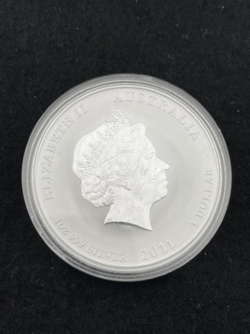 2011 Australia Year of the Rabit 1 Ounce .999 Fine Silver Coin (1 of 2)