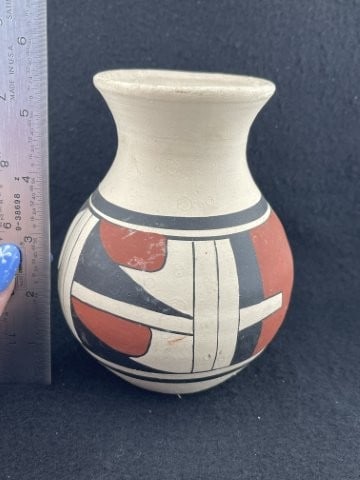 Acoma Pottery Vessel Indian Artifact Arrowhead (1 of 5)