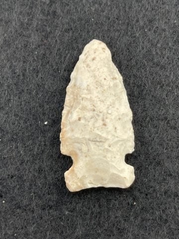 Arrow Point Indian Artifact Arrowhead - 2