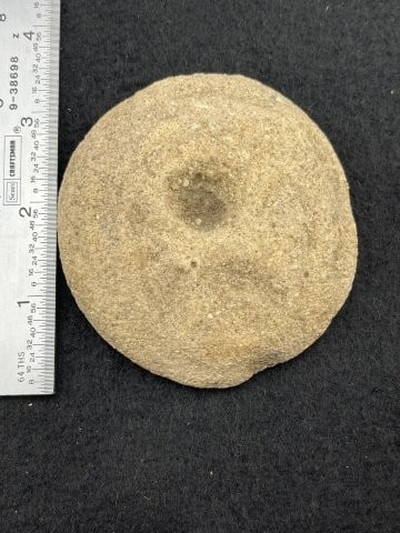 Discoidal Indian Artifact Arrowhead (1 of 4)