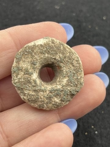 Shell Bead Indian Artifact Arrowhead - 2