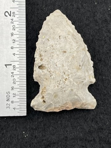 Arrow Point Indian Artifact Arrowhead (1 of 4)