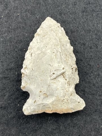 Arrow Point Indian Artifact Arrowhead - 2