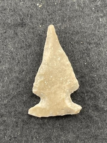 Arrow Point Indian Artifact Arrowhead - 2