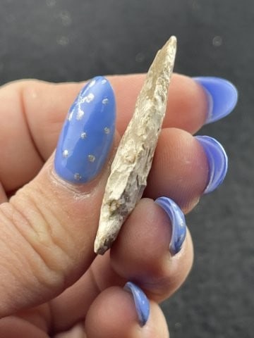 Arrow Point Indian Artifact Arrowhead - 4