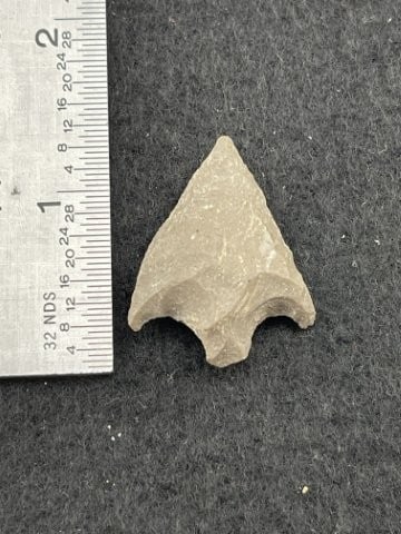 Arrow Point Indian Artifact Arrowhead (1 of 3)