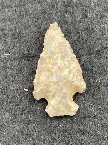 Arrow Point Indian Artifact Arrowhead - 2