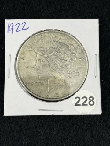 1922 Peace Silver Dollar Coin: KEY WORDS: INDIAN ARTIFACT ARTIFACTS ARROWHEAD ARROWHEADS NATIVE AMERICAN MISSISSIPPIAN QUAPAW CADDO POTTERY COINS MORGAN DOLLAR PEACE DOLLAR SILVER COINS. All coins have been Sigma tested for
