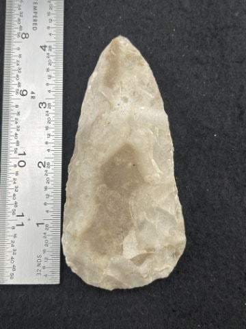 Chipped Blade Indian Artifact Arrowhead (1 of 4)