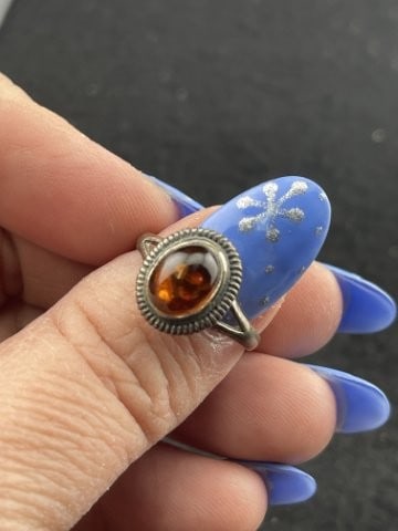 Sterling Ring: KEY WORDS: INDIAN ARTIFACT ARTIFACTS ARROWHEAD ARROWHEADS NATIVE AMERICAN MISSISSIPPIAN QUAPAW CADDO POTTERY COINS MORGAN DOLLAR PEACE DOLLAR SILVER COINS. All coins have been Sigma tested for