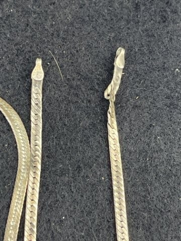 Two Broken Sterling Silver Necklaces - 3