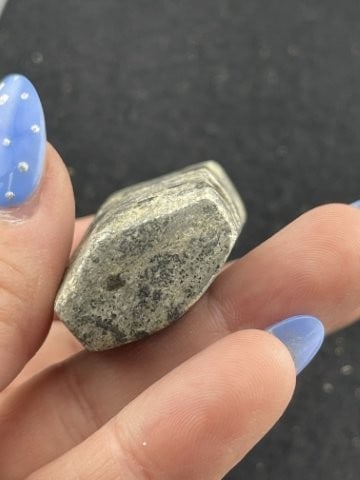 Stone Pipe Indian Artifact Arrowhead - 7