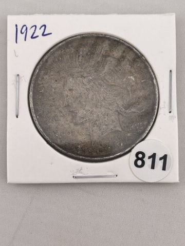 1922 Peace Silver Dollar Coin: KEY WORDS: INDIAN ARTIFACT ARTIFACTS ARROWHEAD ARROWHEADS NATIVE AMERICAN MISSISSIPPIAN QUAPAW CADDO POTTERY COINS MORGAN DOLLAR PEACE DOLLAR SILVER COINS. All coins have been Sigma tested for authent