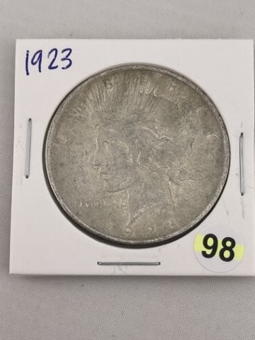 1923 Peace Silver Dollar Coin: KEY WORDS: INDIAN ARTIFACT ARTIFACTS ARROWHEAD ARROWHEADS NATIVE AMERICAN MISSISSIPPIAN QUAPAW CADDO POTTERY COINS MORGAN DOLLAR PEACE DOLLAR SILVER COINS. All coins have been Sigma tested for authent